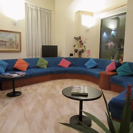 Giardino מלון 3*